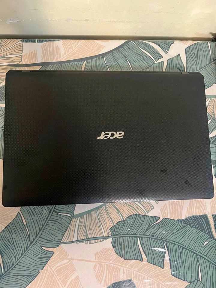 Acer laptop core i5 12gb ram 256gb ssd