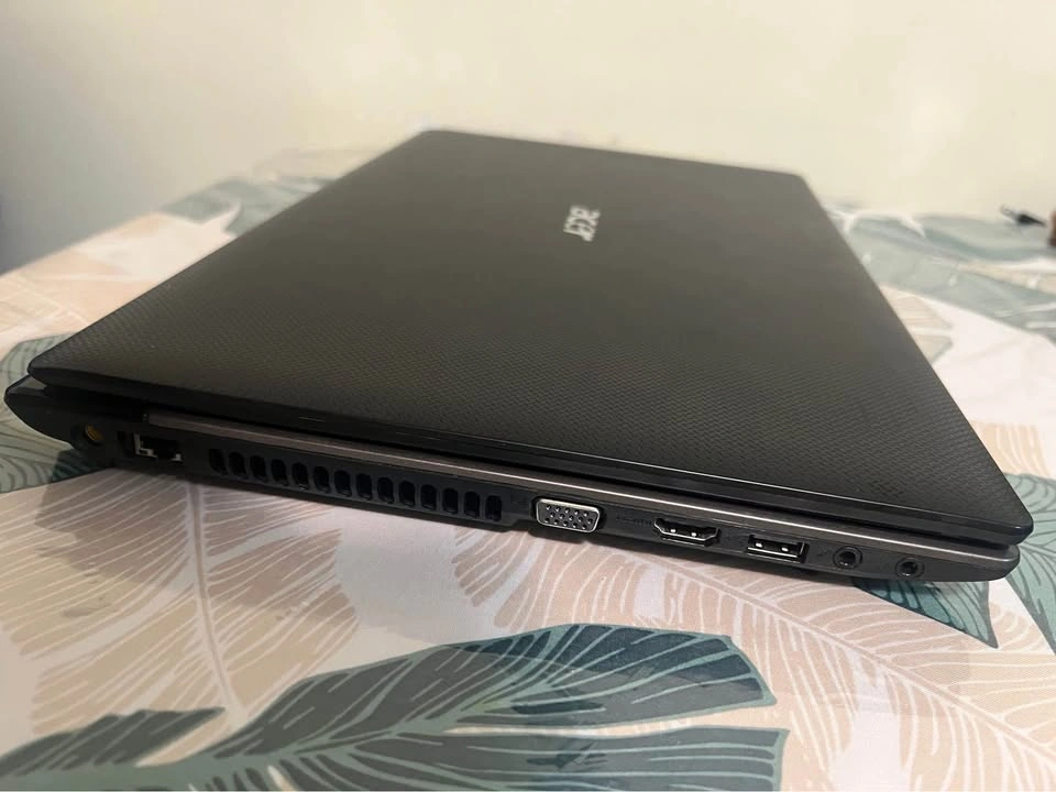 Acer laptop core i5 12gb ram 256gb ssd - photo 3
