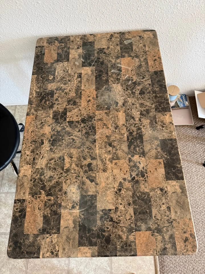 Faux-Marble Dining Table - photo 2