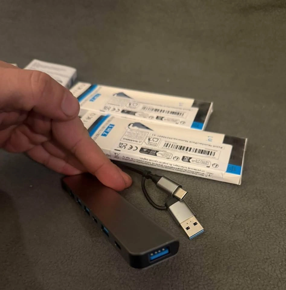 7-in-1 USB C Hub 3.0, 5V Power, High-Speed Data Transfer - photo 2