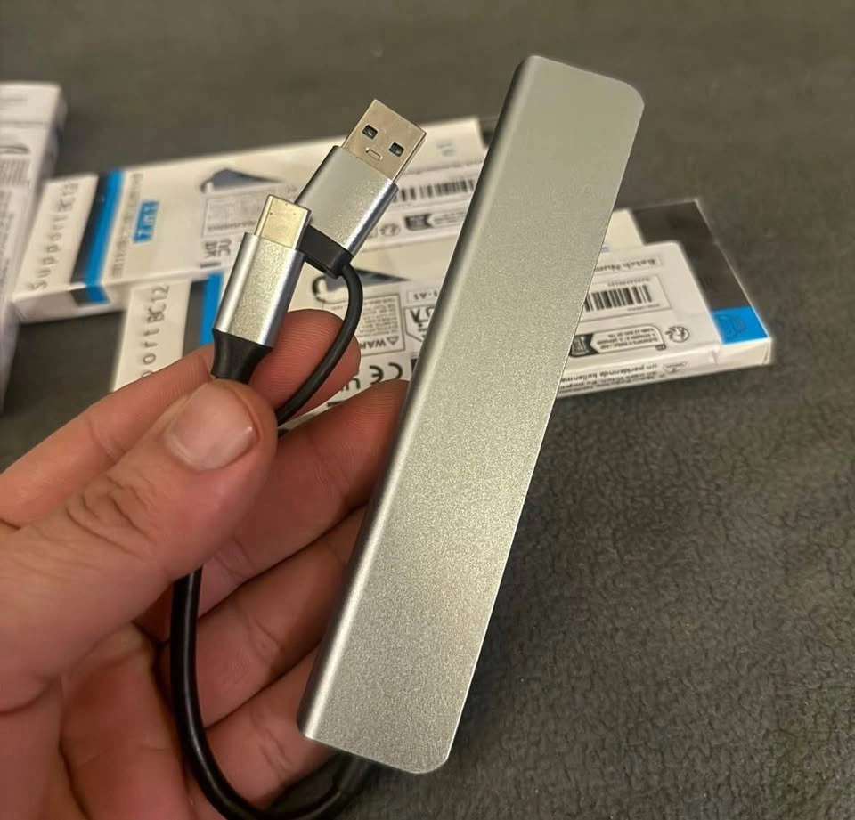 7-in-1 USB C Hub 3.0, 5V Power, High-Speed Data Transfer - photo 3