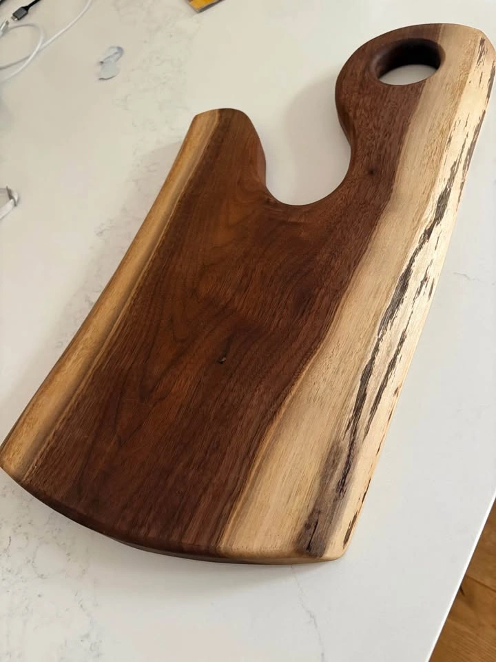 Solid custom wood cheese board / cutting board - photo 2