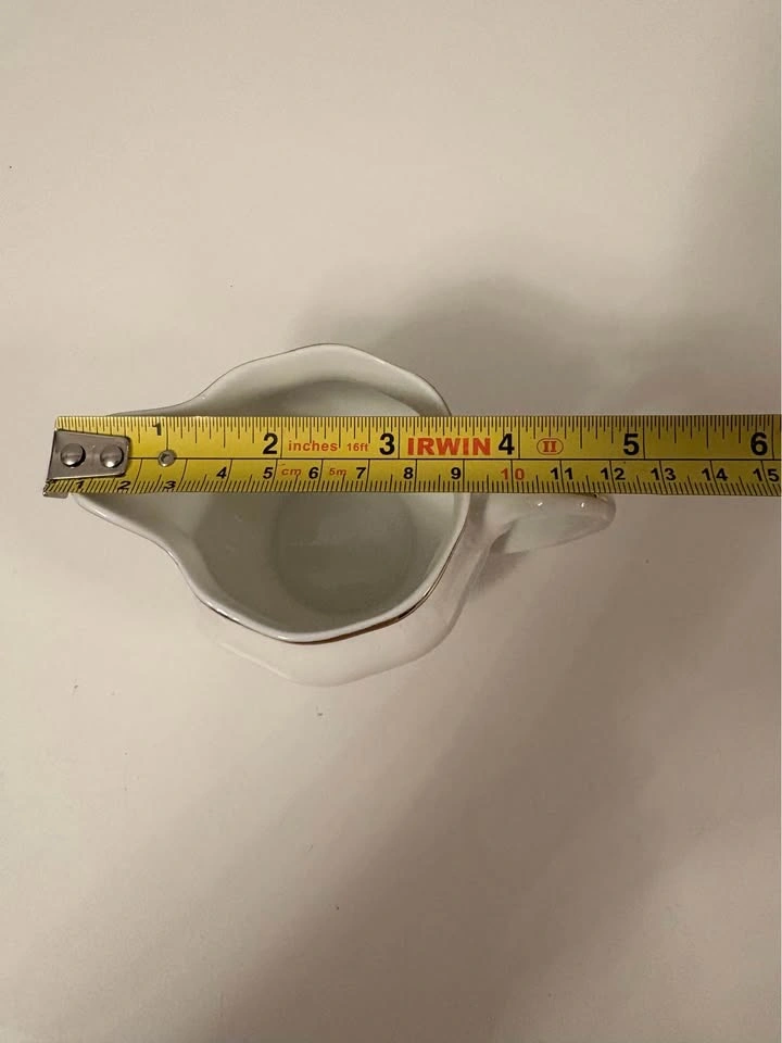 Creamer / Milk Pitcher Gold Trim Porcelain - photo 4