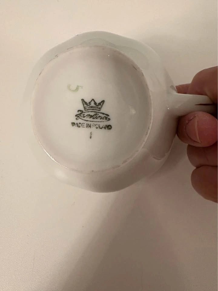 Creamer / Milk Pitcher Gold Trim Porcelain - photo 5