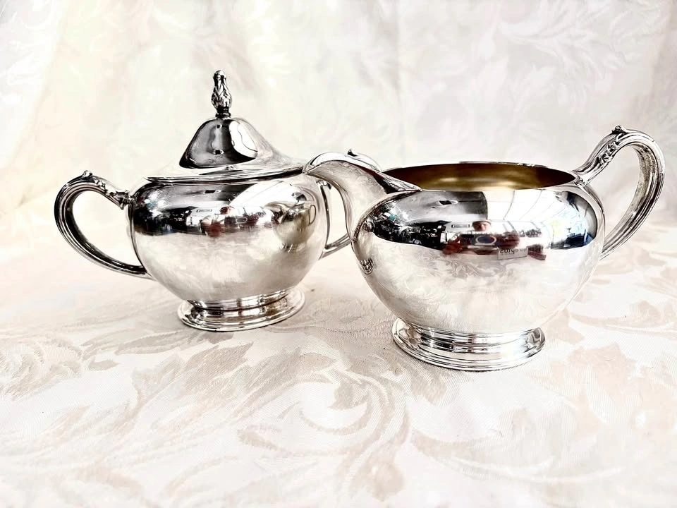 Vintage Silver-Plated Cream and Sugar with Lid Set