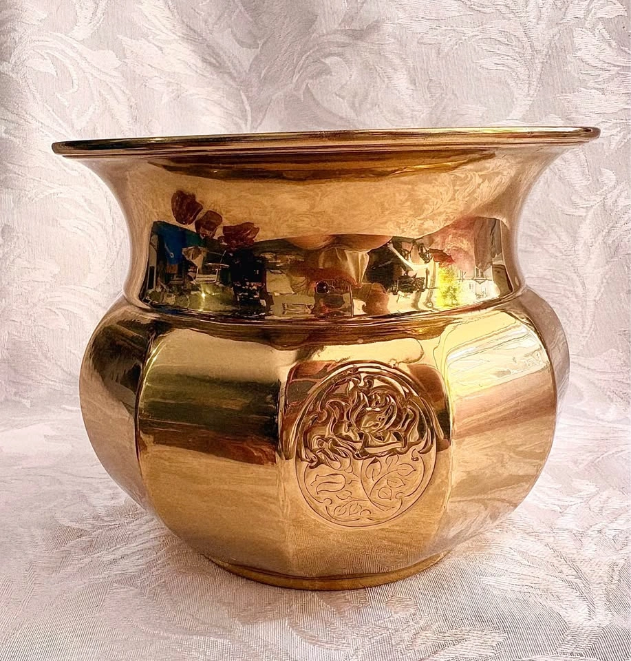 Vintage Brass Rose Jardiniere with Claw Foot Base - photo 2