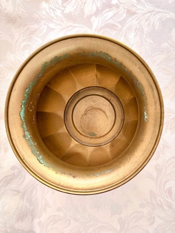 Vintage Brass Rose Jardiniere with Claw Foot Base - photo 3