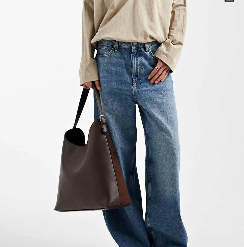 Shoulder bag