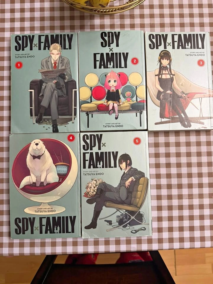 Spy x Family Manga Volumes 1-5