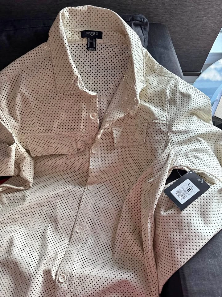 Forever 21 Men’s Shirt Large Size