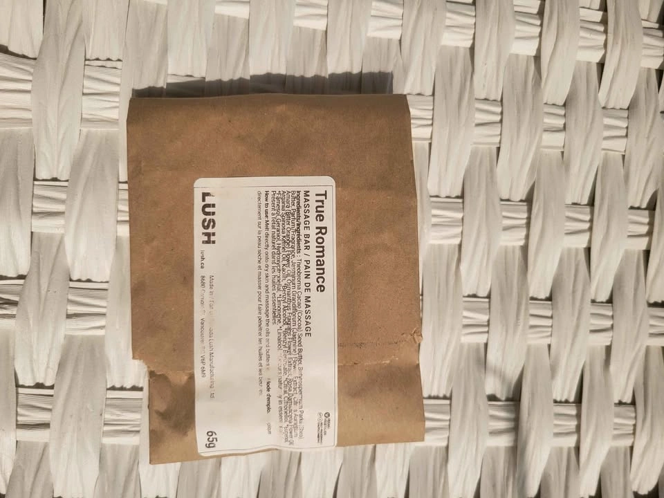 LUSH True Romance Massage Bar - photo 2