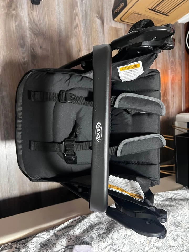 Graco SnugRide 35 Lite LX Car Seat & NimbleLite Stroller - photo 2