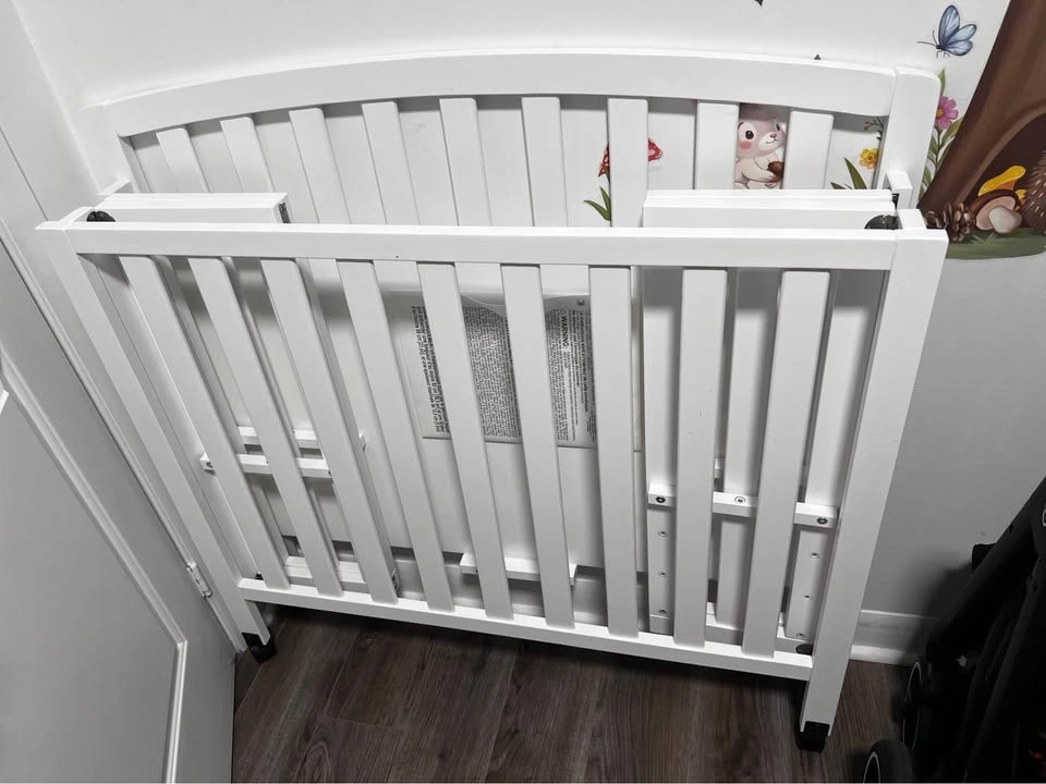 daVinci Dylan 3-in-1 Mini Convertible Portable Crib — White - photo 2