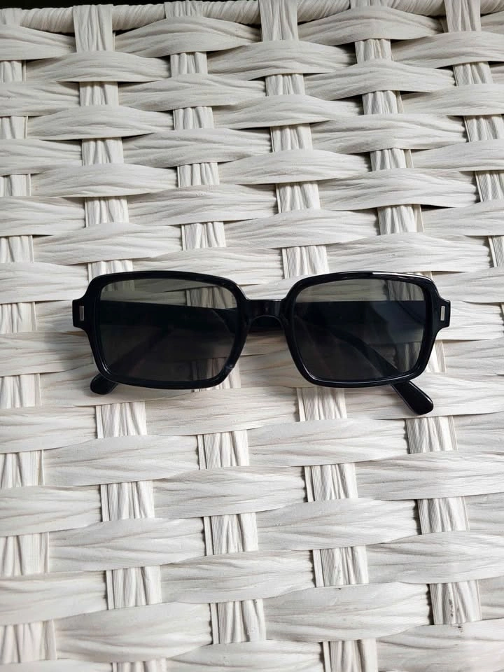 Black Rectangular Sunglasses