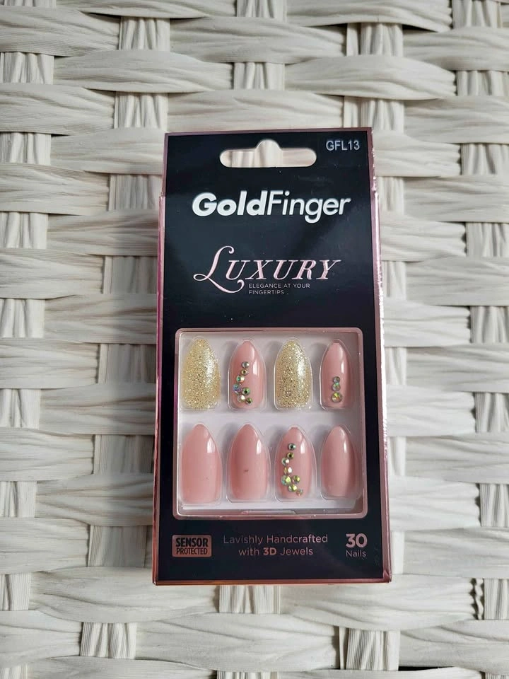 GoldFinger Luxury Press-On Nails