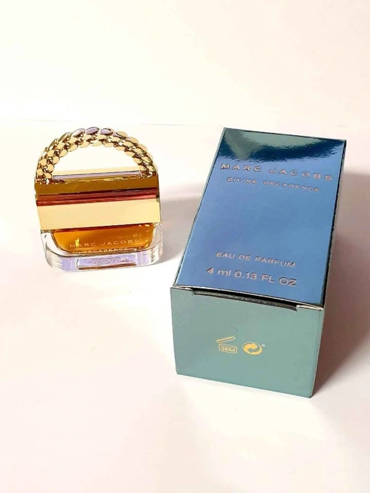 Marc Jacobs Divine Decadence Eau de Parfum 4ml - photo 2
