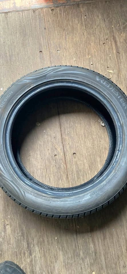 Vredestein Hypertrac 225/50R18 95W BSW tire