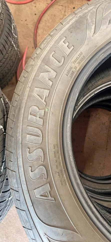 Goodyear Assurance Fitness 215/65R17