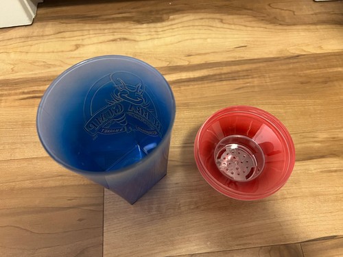 Bubba Gump Cocktail Shaker - Red White and Blue - Plastic - New - photo 5