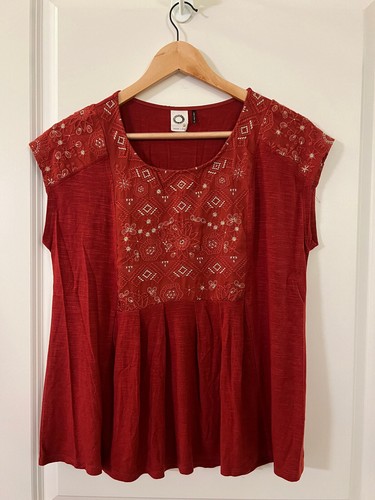 Anthropologie Akemi + Kin Orange Jersey Embroidered Top - Size X