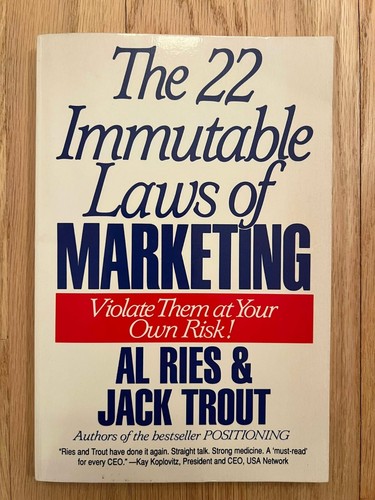 The 22 Immutable Laws of Marketing by Al Ries & Jack Trout (Pape