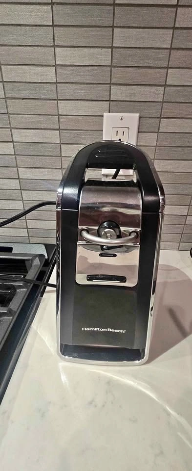 Hamilton Beach Electric Automatic Can Opener