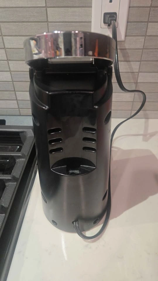 Hamilton Beach Electric Automatic Can Opener - photo 3