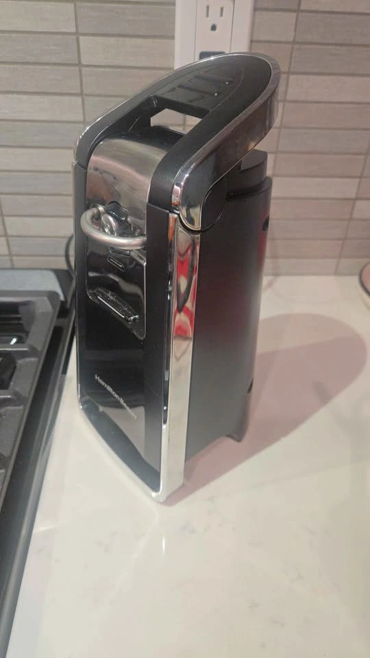 Hamilton Beach Electric Automatic Can Opener - photo 4