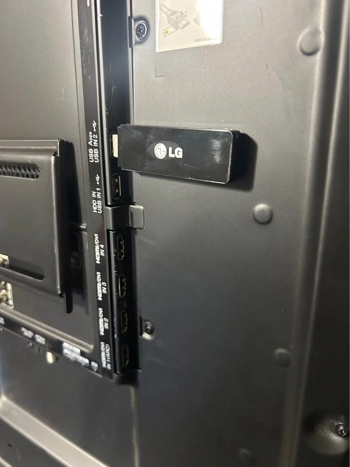 LG 47" 1080p LED TV (Includes Wall Mount + Remote) - photo 4
