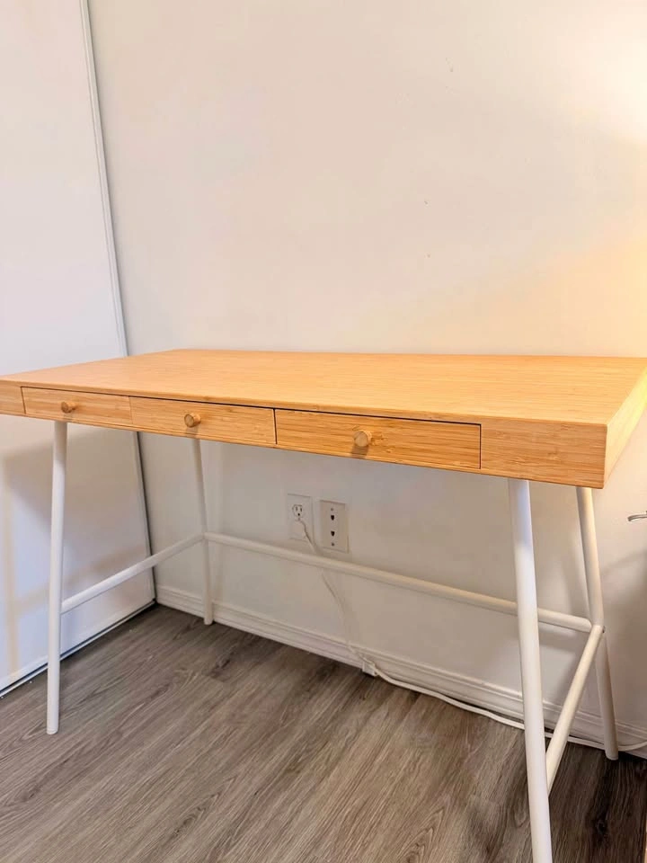 IKEA LILLASEN Desk