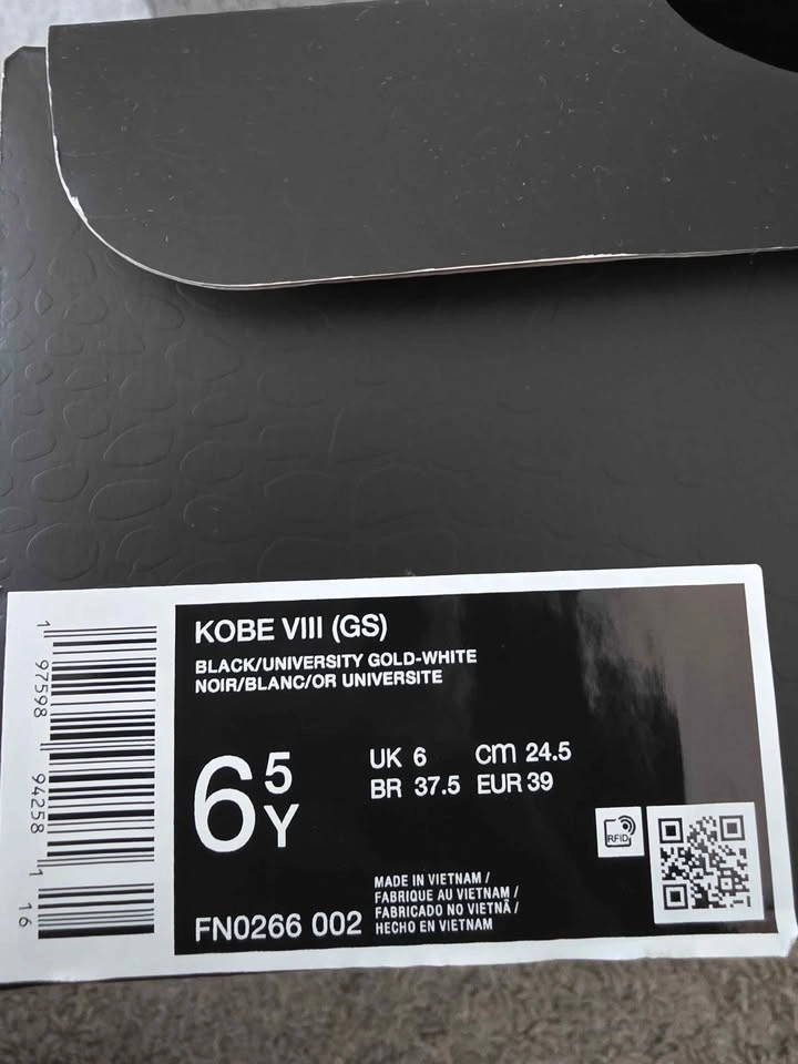 Nike Kobe VIII (GS) Size 6.5Y *firm price* - photo 3
