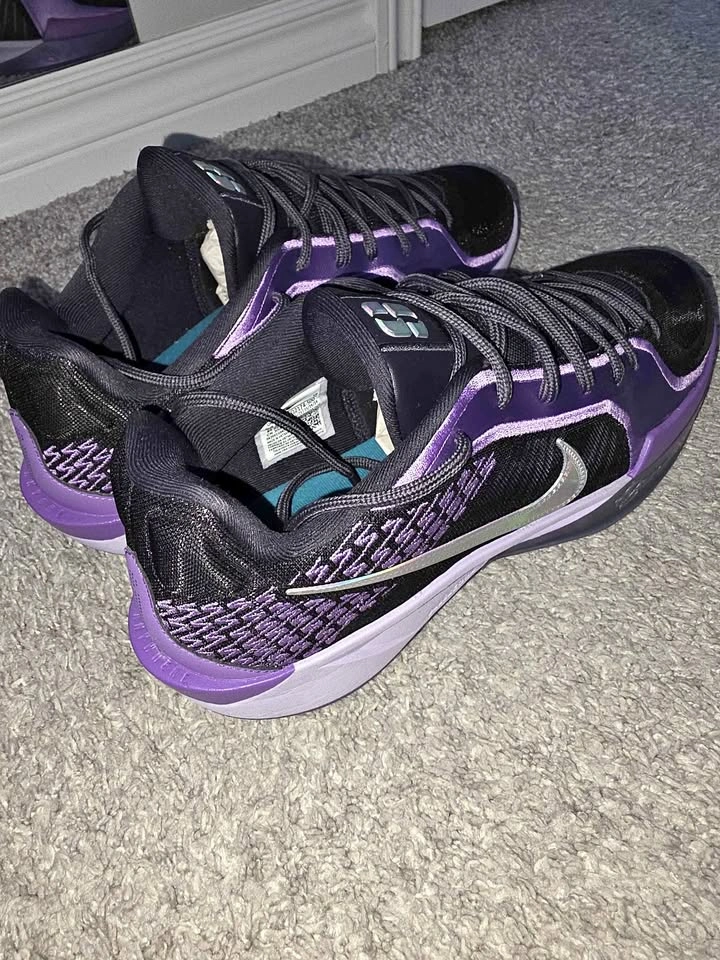 Nike Sabrina 2 Cave Purple *firm price*