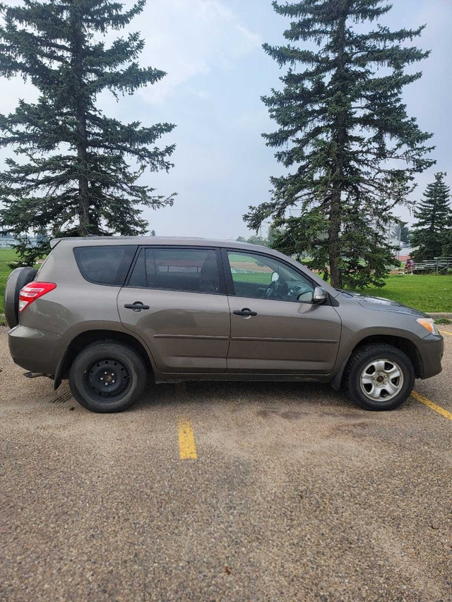 2009 toyota RAV4 2WD