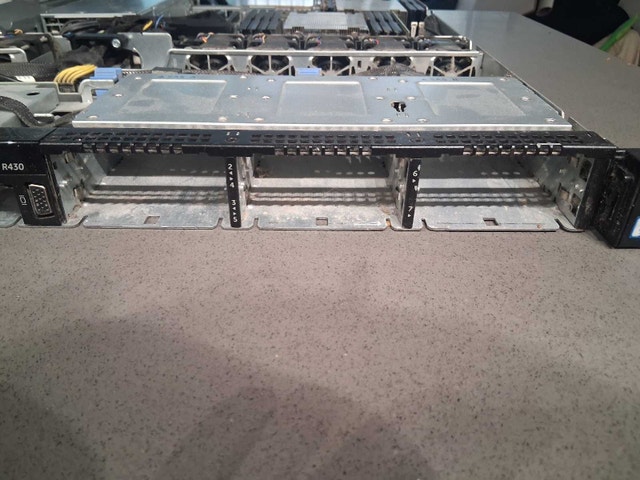 Dell R430 8 bay Dual PSU + Extras - photo 4