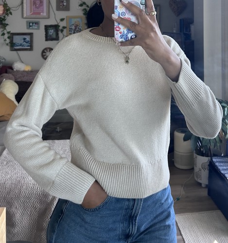 KOTN Women's Crew Knit Sweater in colour Cashmere