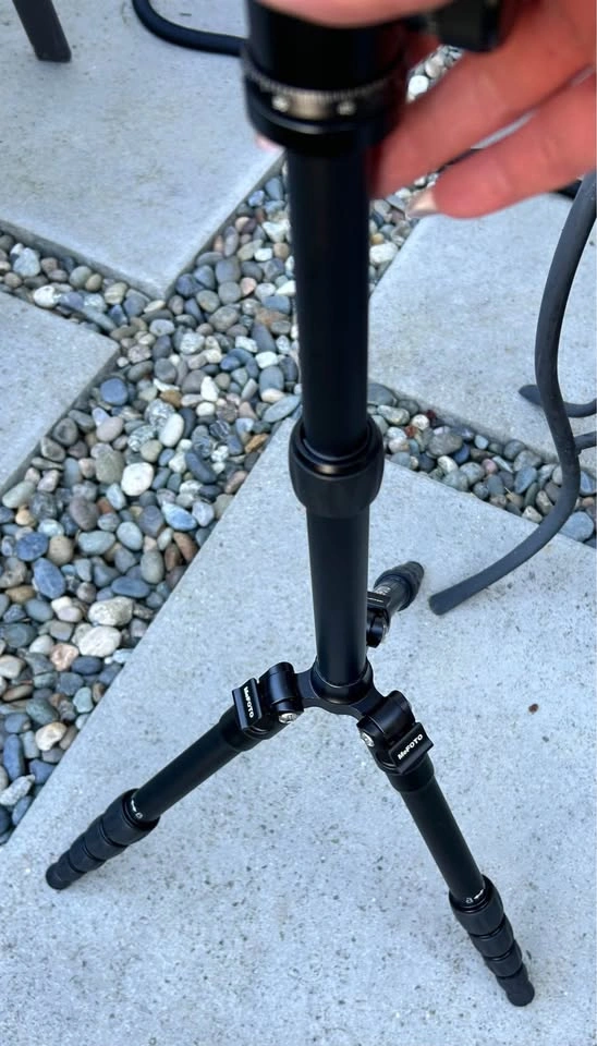 MeFOTO BackPacker Travel Camera Tripod (A0350) & Remote - photo 2