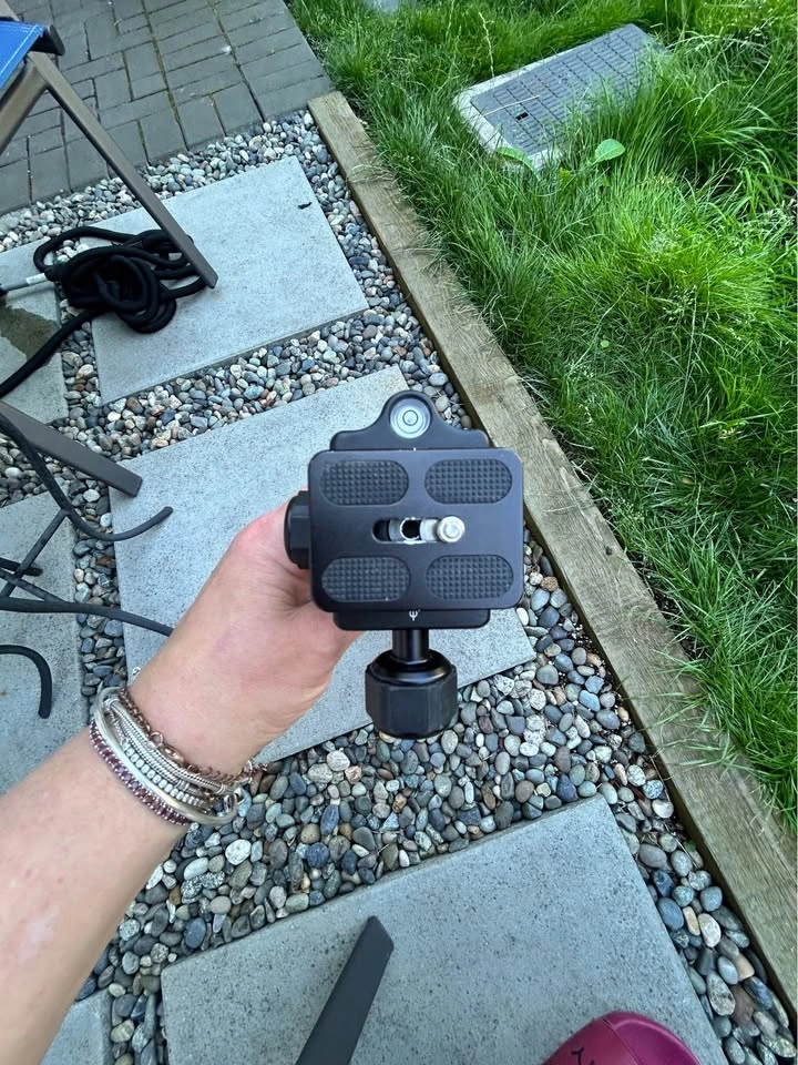 MeFOTO BackPacker Travel Camera Tripod (A0350) & Remote - photo 5