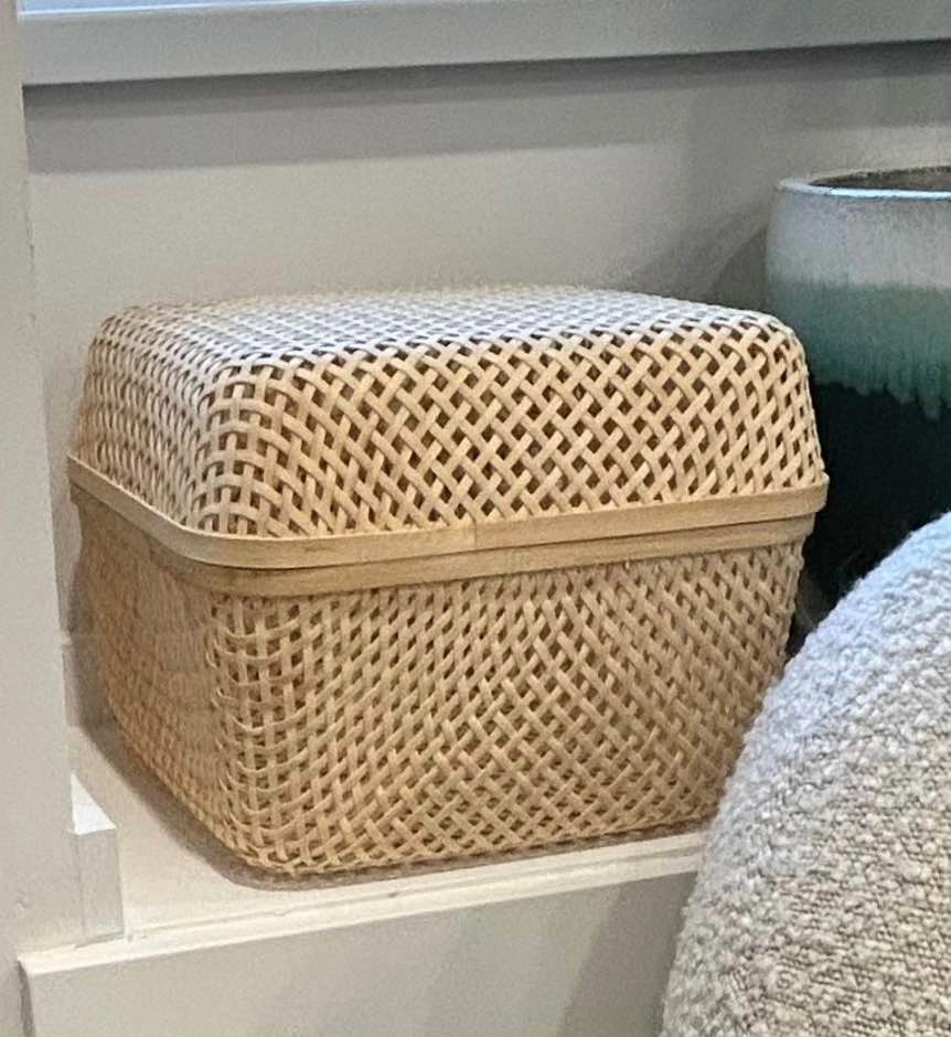 $10 Smarra IKEA box/basket. In excellent condition. - photo 5