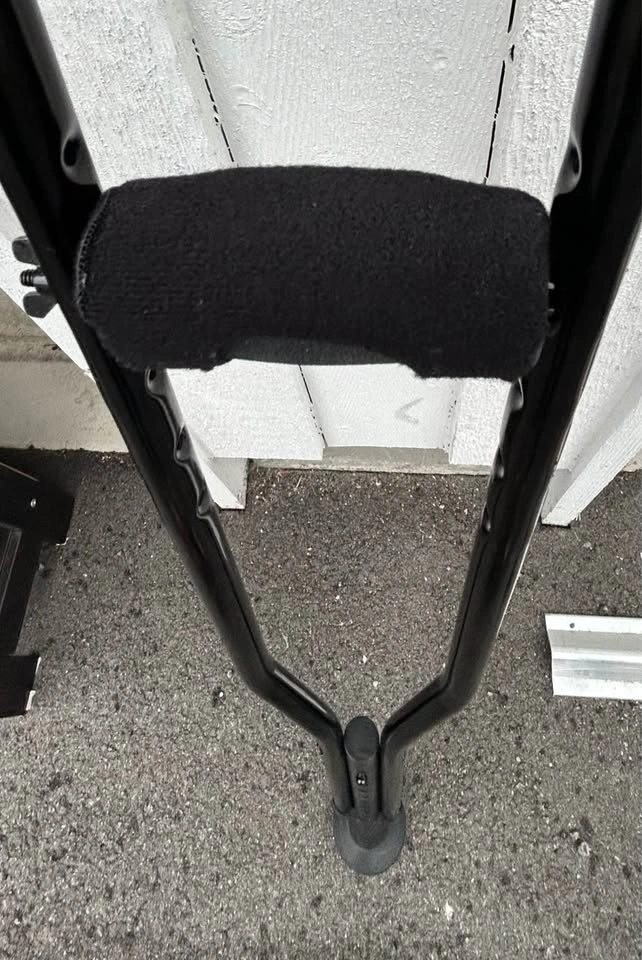 $30 Black Crutches, Size L, Made in Europe by Kmina - photo 4