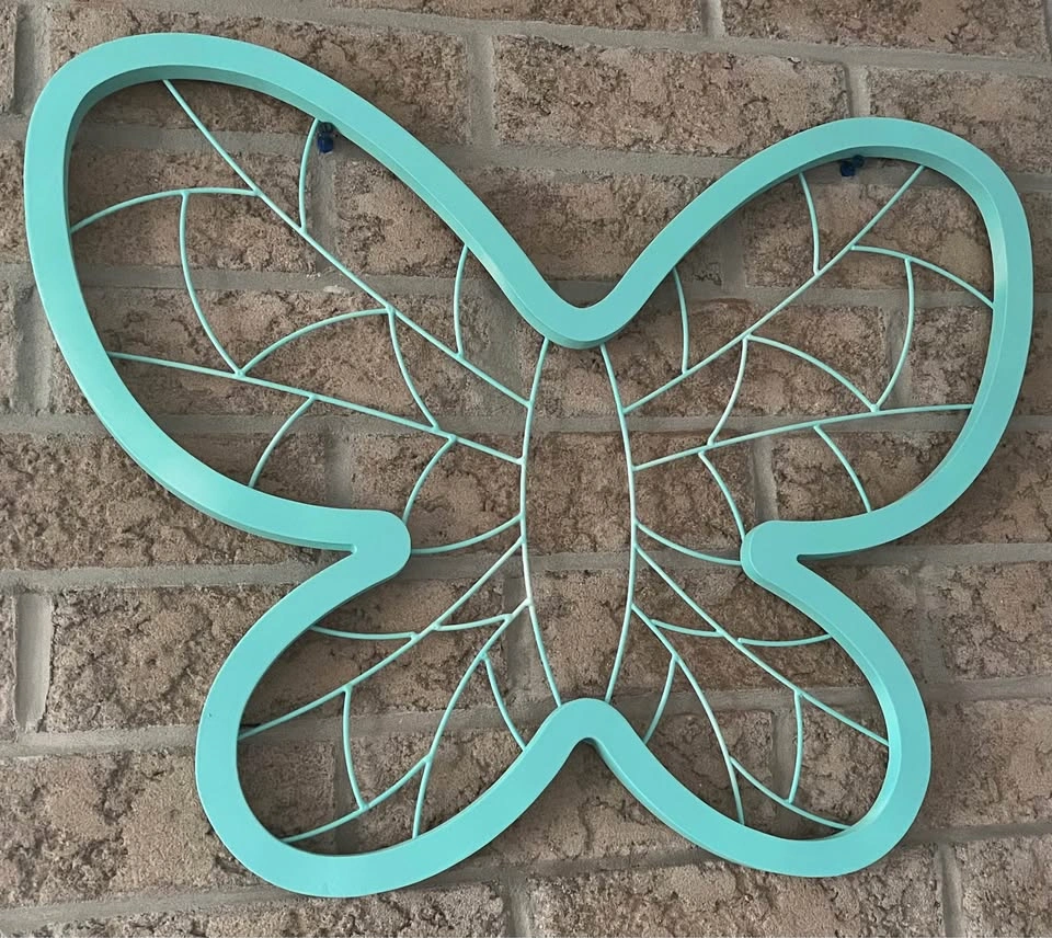 2 butterfly wall hangings - photo 2