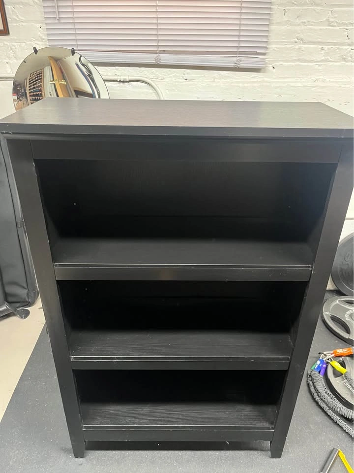 Pair of Target 3 shelf bookcase - photo 3
