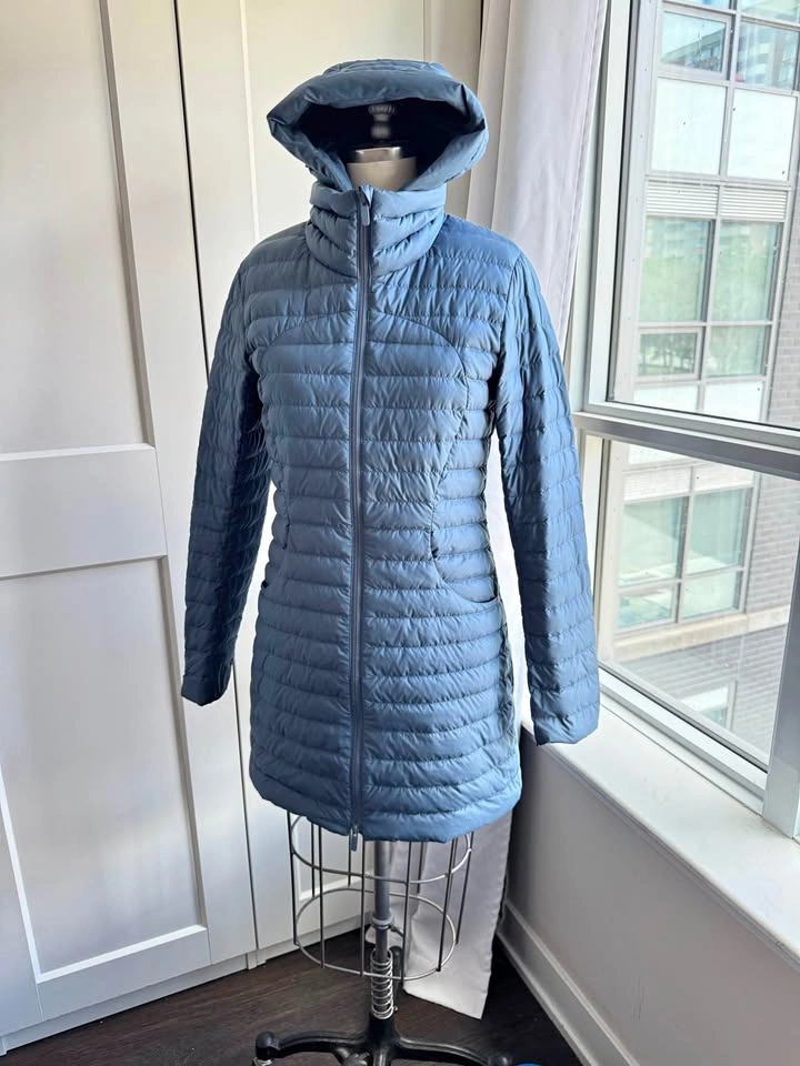 Like New Size Small Lululemon Coat Great for Fall