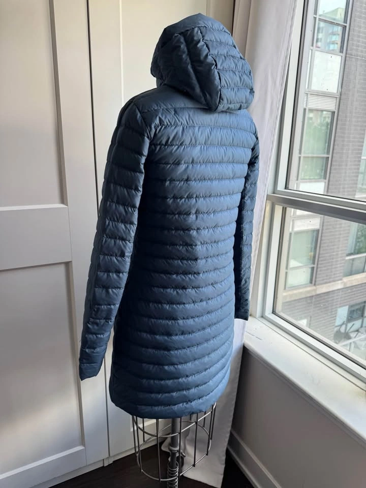 Like New Size Small Lululemon Coat Great for Fall - photo 4