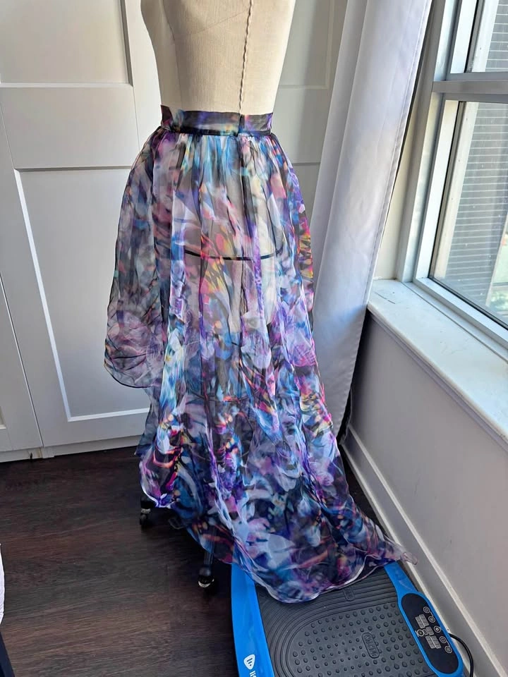 Ladies Size 2 ( Size Small ) High Low Sheer Overskirt - Worn Onc