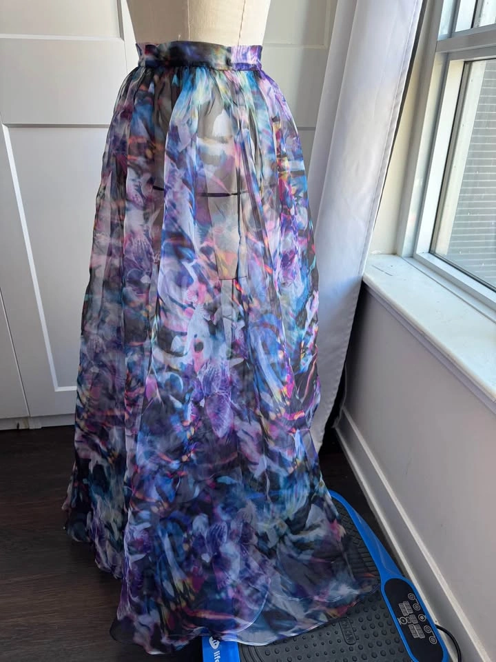 Ladies Size 2 ( Size Small ) High Low Sheer Overskirt - Worn Onc - photo 5