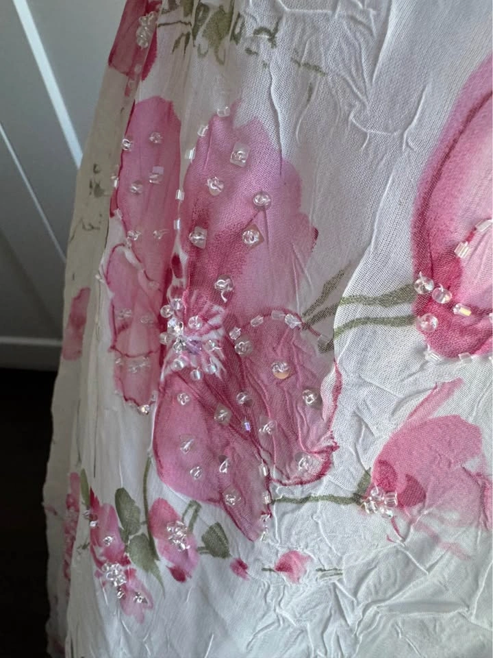 Beautiful Ladies Size 6 Gown - photo 5