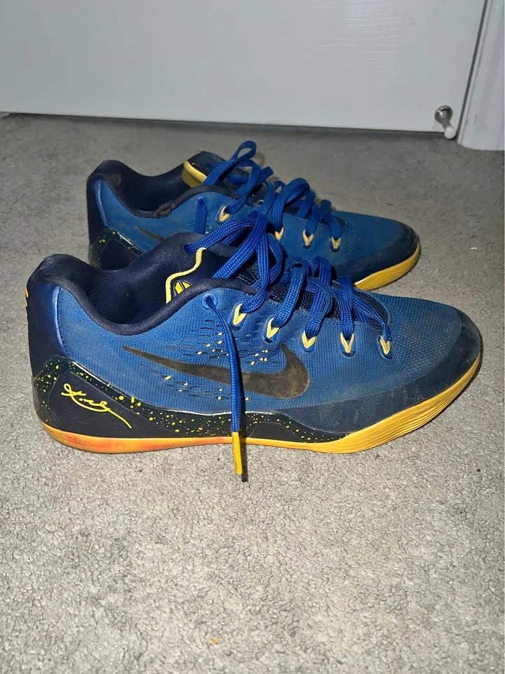 Nike Kobe 9 EM Low "Gym Blue"