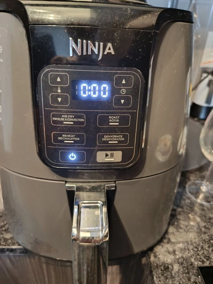 Ninja Air Fryer - photo 2