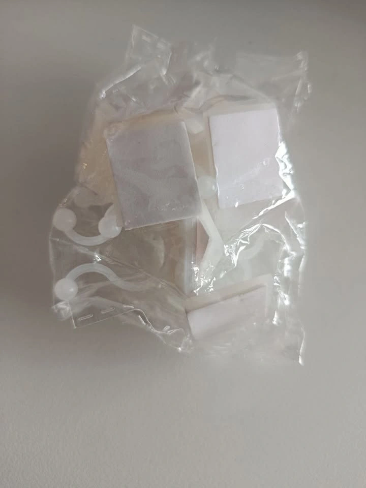 Self-Adhesive Wall Clips – New - photo 3