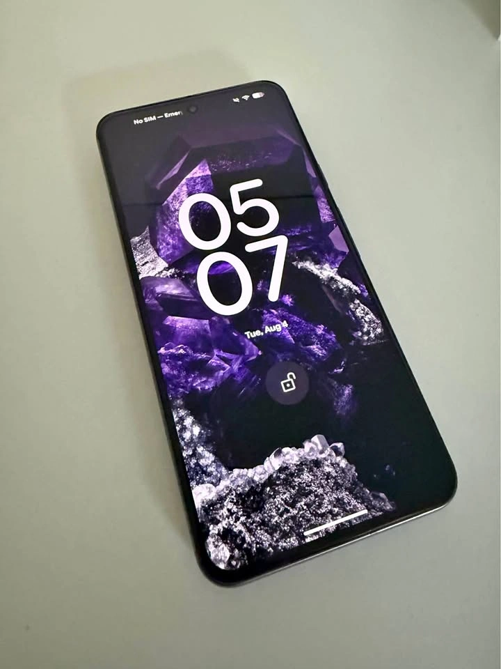 Google Pixel 8 - Obsidian - 128GB